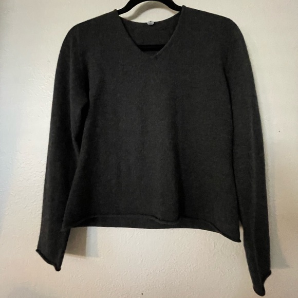 Margaret O’Leary Cashmere Sweater - Picture 1 of 3